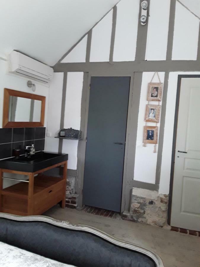 La Petite Maison Verte Triqueville Eksteriør billede